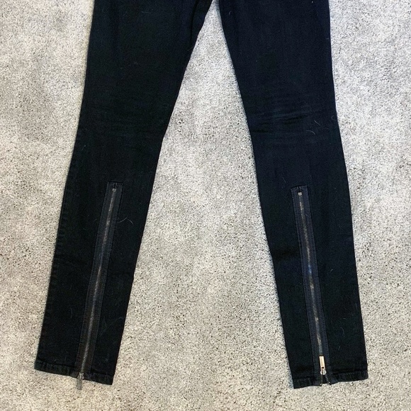BCBGMaxAzria Pants - BCBG Black Zipper Jeans